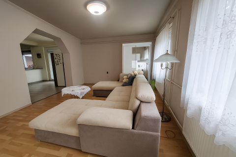 Eladó Ház 2251 Tápiószecső Azonnal költözhető ház, csöndes utcában