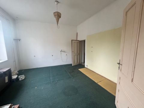 Eladó Ház 7626 Pécs Kiváló befektetési lehetőség.