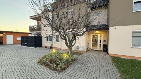 Eladó Lakás 9012 Győr , Ménfőcsanak kedvelt lakóparkjában