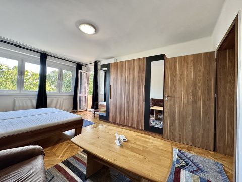 Eladó Lakás 9022 Győr 