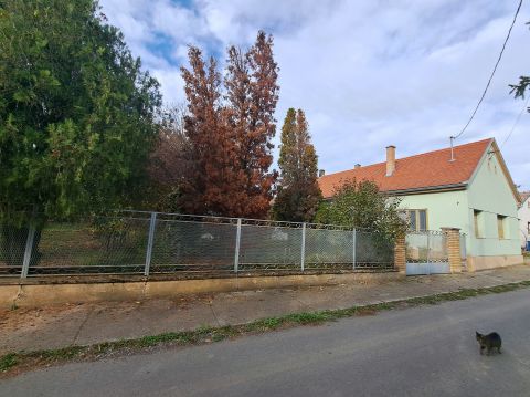 Eladó Ház 7755 Töttös 