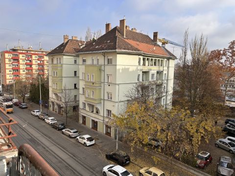 Eladó Lakás 1126 Budapest 12. kerület 