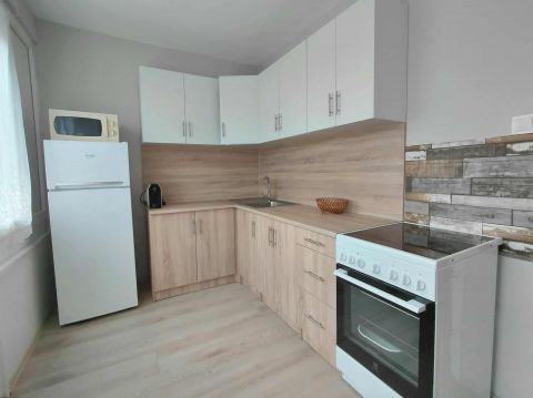 Kiadó Lakás 7030 Paks 