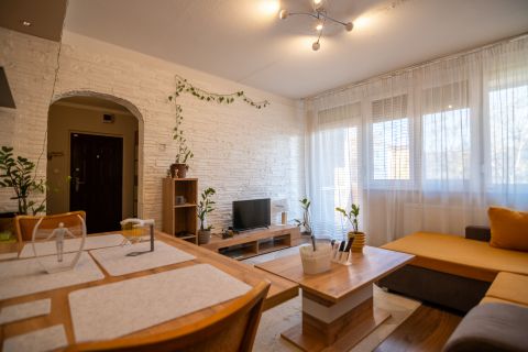 Eladó Lakás 1203 Budapest 20. kerület 