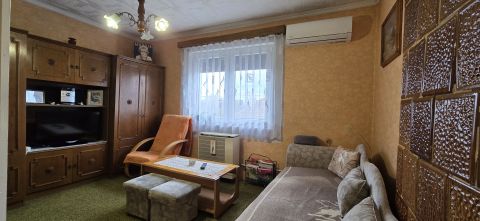 Eladó Ház 7011 Alap 