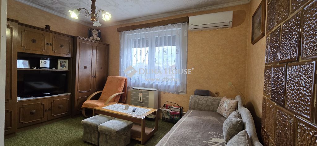 7011 Alap , kétgenerációs ház — 1/26