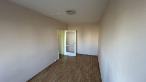 Kiadó Lakás 6000 Kecskemét 2 szobás lakás a Széchenyivárosban