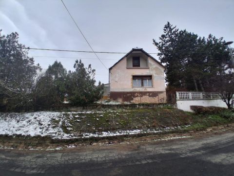 Eladó Ház 8671 Kapoly Önfenntartó életmódot kedvelők részére!