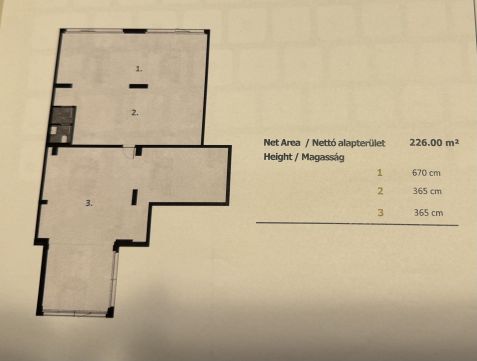 Eladó Üzlethelyiség 1133 Budapest 13. kerület , Kárpát utca