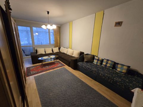 Eladó Lakás 8000 Székesfehérvár , Székesfehérvár , Toronysoron földszinti 52 nm-es lakás