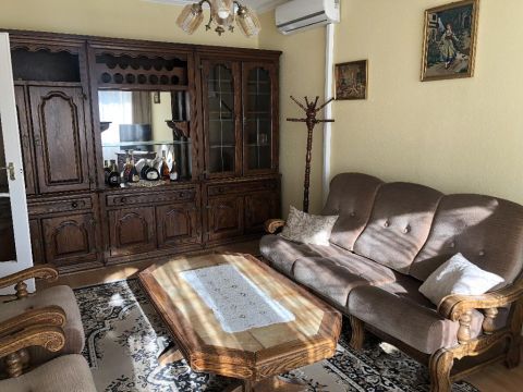 Eladó Lakás 8400 Ajka , 8400 Ajka, belváros