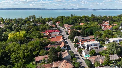 Eladó Ház 8624 Balatonszárszó Újépítésű Ikerház eladó Balatonszárszón 400 métertől a part