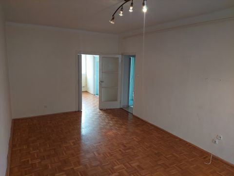 Kiadó Lakás 7400 Kaposvár *** Tallián Gyula köz, KIADÓ 2 szoba, erkélyes, tégla lakás 