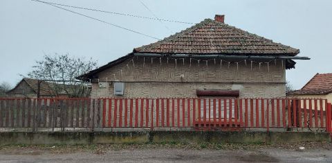 Eladó Ház 5430 Tiszaföldvár , 5430 Tiszaföldvár, Jó, csendes