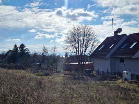 Eladó Telek 8175 Balatonfűzfő , Mámatetőn 1000m2-es építési telek