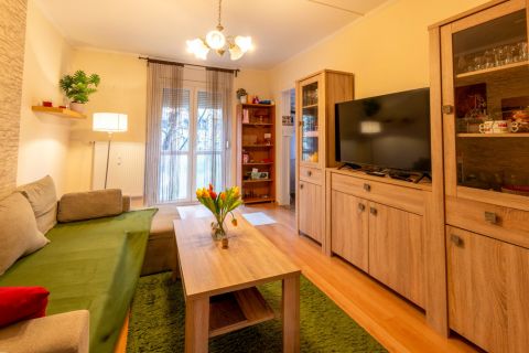 Eladó Lakás 8000 Székesfehérvár 