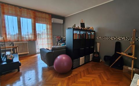 Eladó Lakás 8000 Székesfehérvár 