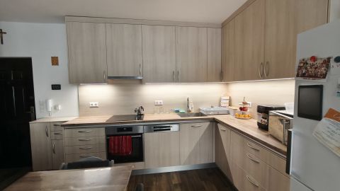 Eladó Lakás 9200 Mosonmagyaróvár , Városközpont