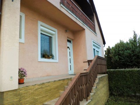 Eladó Ház 2481 Velence Vasútállomás közelében