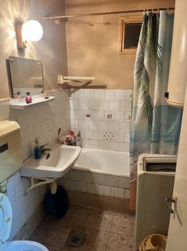 Eladó Lakás 7629 Pécs 