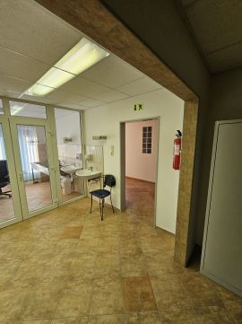 Eladó Ipari 6000 Kecskemét Kiskőrösi út