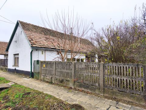 Eladó Ház 7200 Dombóvár , Zrínyi utca