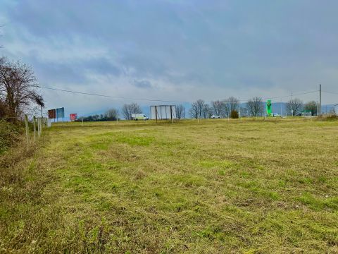 Eladó Telek 2085 Pilisvörösvár , ipari/kereskedelmi telek