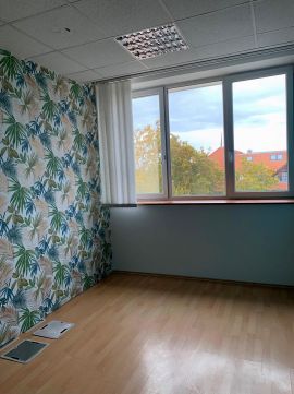 Kiadó Iroda 6000 Kecskemét Igényes iroda a belvárosban!