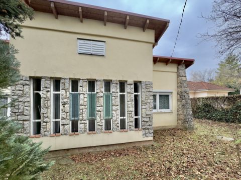 Eladó Ház 8600 Siófok , Siófok Sóstó Strandtól pár perc sétára önálló ház 