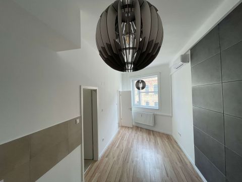 Eladó Lakás 1211 Budapest 21. kerület 