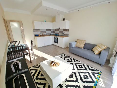 Eladó Lakás 1105 Budapest 10. kerület 