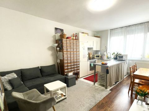 Eladó Lakás 2000 Szentendre 