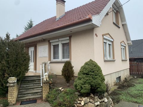 Eladó Ház 2377 Örkény Orvosi rendelő közelében