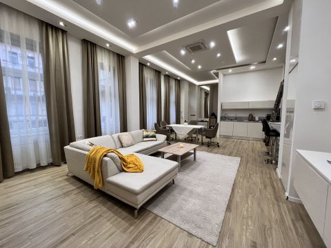 Eladó Lakás 1092 Budapest 9. kerület , Iparművészeti Múzeum közelében