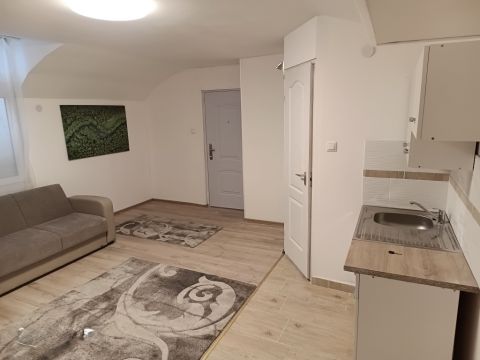 Eladó Lakás 1086 Budapest 8. kerület 