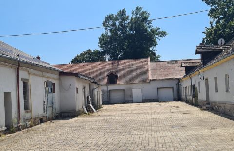 Eladó Tároló/Raktár 9400 Sopron , Eladó borospince a belvárosban!