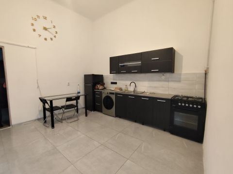 Kiadó Lakás 1102 Budapest 10. kerület , Teljeskörűen felújított lakás kiadó Kőbánya, Liget tér