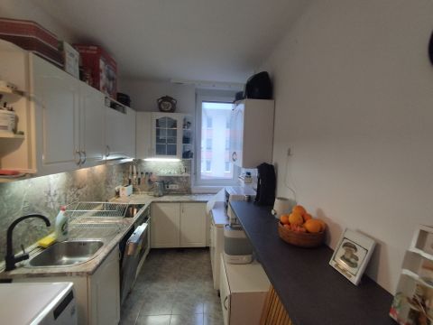 Eladó Lakás 2800 Tatabánya 