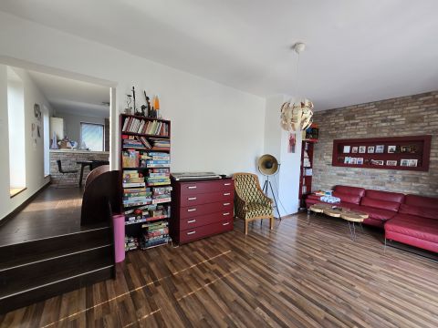 Eladó Ház 2049 Diósd EGY TÖKÉLETES OTTHON LIGETEN