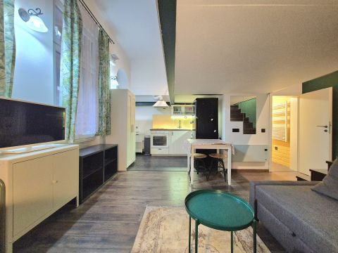 Eladó Lakás 1055 Budapest 5. kerület 