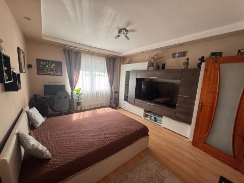 Eladó Lakás 9200 Mosonmagyaróvár , Erkel Ferenc utca közelében