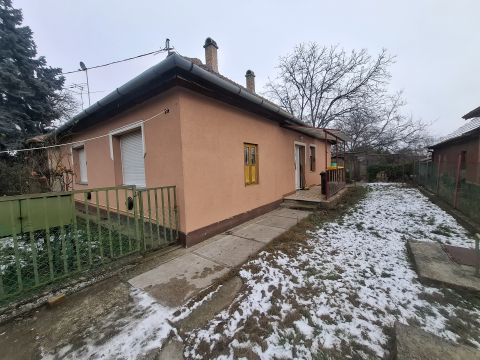 Eladó Ház 2360 Gyál 