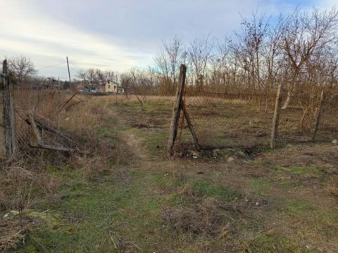 Eladó Telek 2713 Csemő Nincs utca - Zárkert