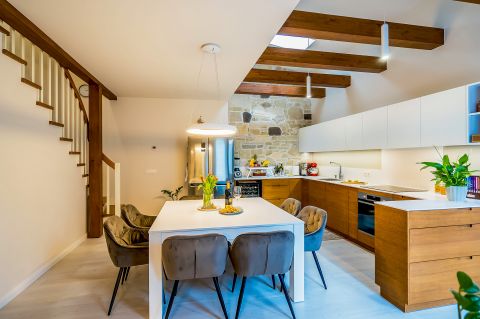 Eladó Ház 8600 Siófok , városközpontban különleges lakóházak