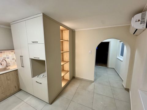 Eladó Ház 6000 Kecskemét GARZON ÁRÁN CSALÁDI HÁZ TERASSZAL, KERTTEL!