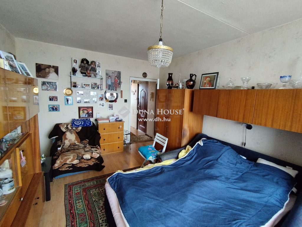 1158 Budapest 15. kerület — 1/24