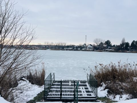 Eladó Ház 2337 Délegyháza , Kék-tó büféhez közel