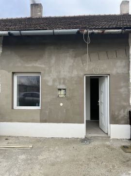 Eladó Lakás 9243 Várbalog , Petőfi Sándor utca közelében