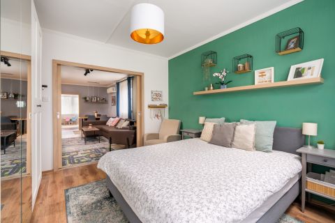 Eladó Lakás 1156 Budapest 15. kerület , jó elosztású otthon zöld környezetben Újpalota központjában