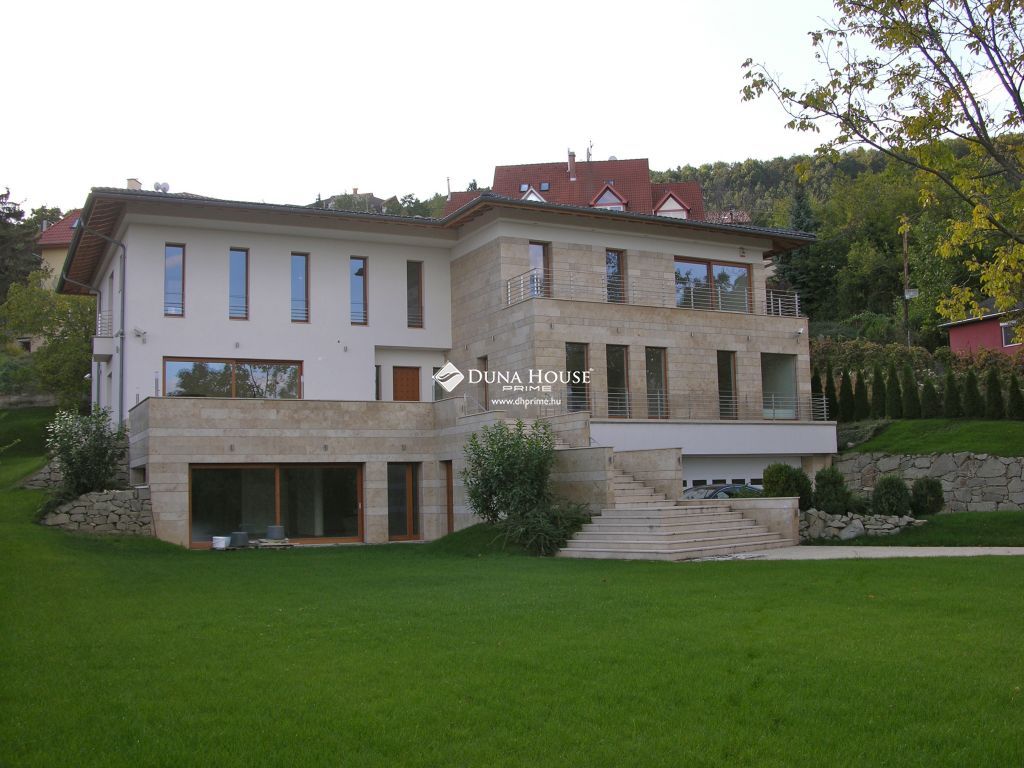 Eladó ház, Budapest, 3. kerület